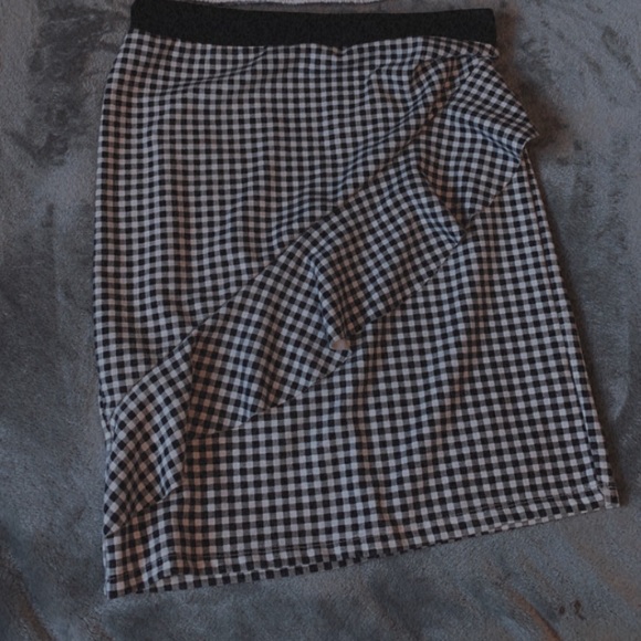 SUMMER OUTFIT!! - Picture 4 of 4